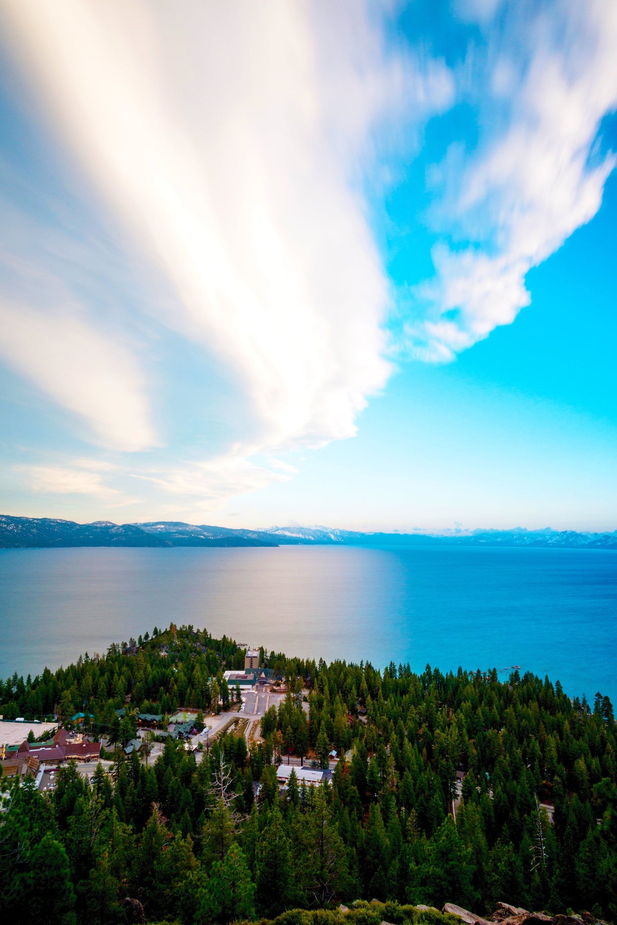 Stateline Lookout Loop: A California 89 Hike Guide